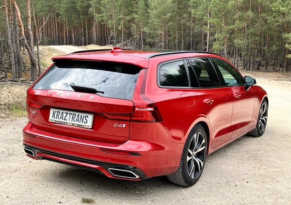Volvo V60 cena 129000 przebieg: 57000, rok produkcji 2019 z Tuczno małe 781